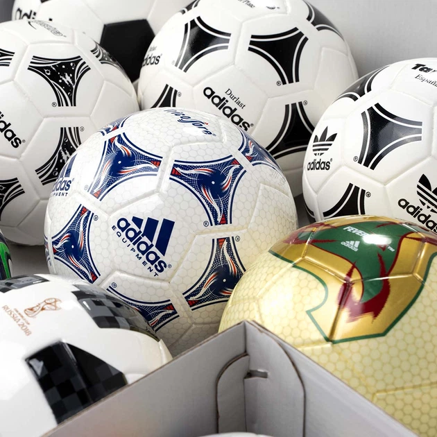 Коллекция мини мячей Adidas World Cup History Mini Размер-1 IC8616