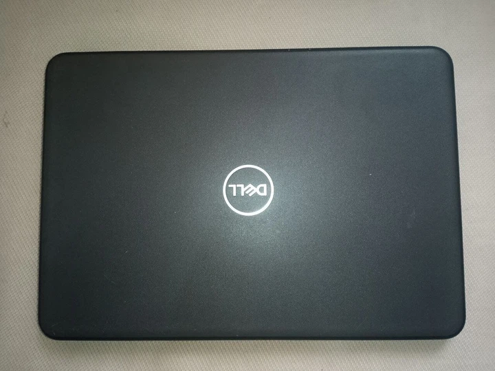 Ультрабук Dell latitude 3310 / 13.3" (1366x768) TN / Intel Core i3-8145U (2 (4) ядра по 2.1 - 3.9 GHz) / 8 GB DDR4 / 120 GB SSD / Intel UHD Graphics 620 / WebCam б/у - изображение 4
