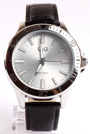 Часы Q&Q Q28B-005P - Фото 2 Часы Q&Q Q28B-005P - изображение 2