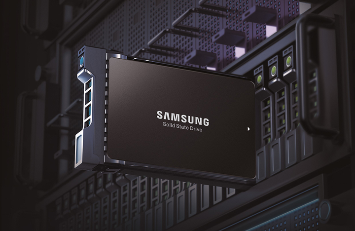 SSD диск Samsung PM9A3 1.92ТБ U.2 NVMe 1.4 PCIe 4.0 x4 3D NAND TLC (MZQL21T9HCJR-00W07) - изображение 4