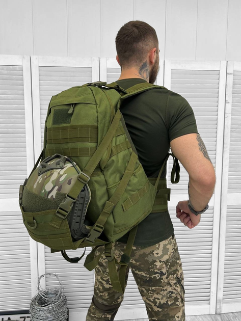 Рюкзак тактичний з утримувачам для шолома Tactical Backpack Olive 30 л - зображення 1