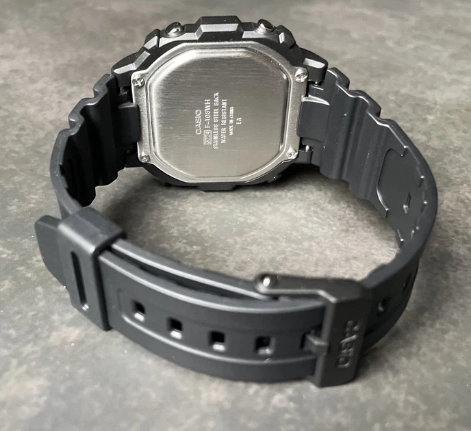 Годинник наручний Casio F-108WH-1A Illuminator - Фото 5 Годинник наручний Casio F-108WH-1A Illuminator - зображення 5