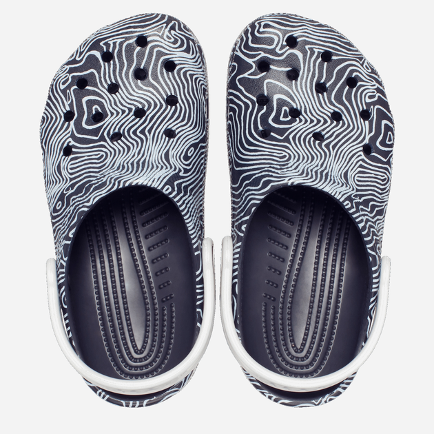 Дитячі крокси-сабо для хлопичка Crocs Classic Topographic Clog KCR208313 30-31 Темно-Сині (196265237531) - зображення 3