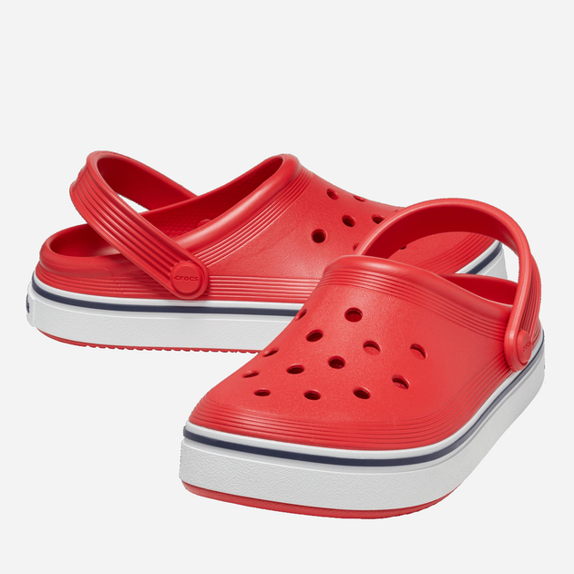 Crocsy chłopięce Crocs Off Court Clog TCR208479 22-23 Czerwone (196265325313) - obraz 2