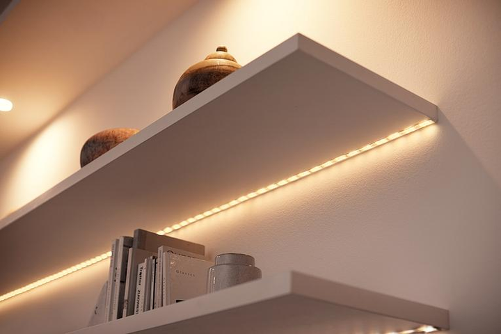 Подовжувач світлодіодної стрічки WiZ LED Strip (800Lm) 2700-6500k RGB Wi-Fi Wi-Fi 1 метр Wi-Fi (8719514261082) - зображення 5