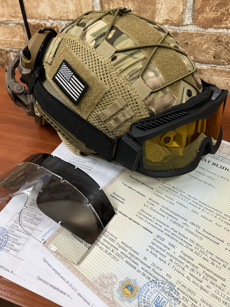 Шолом FAST USA NIJ IIIA пісок, Тактичні окуляри, Walkers Razor Активні шумопоглинаючі стрілкові навушники, кавер, кріплення - зображення 1