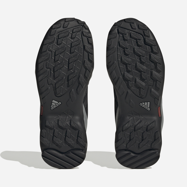 Buty sportowe chłopięce adidas Terrex AX2R K IF7514 39 (6UK) Czarne z szarym (4066745284170) - obraz 13