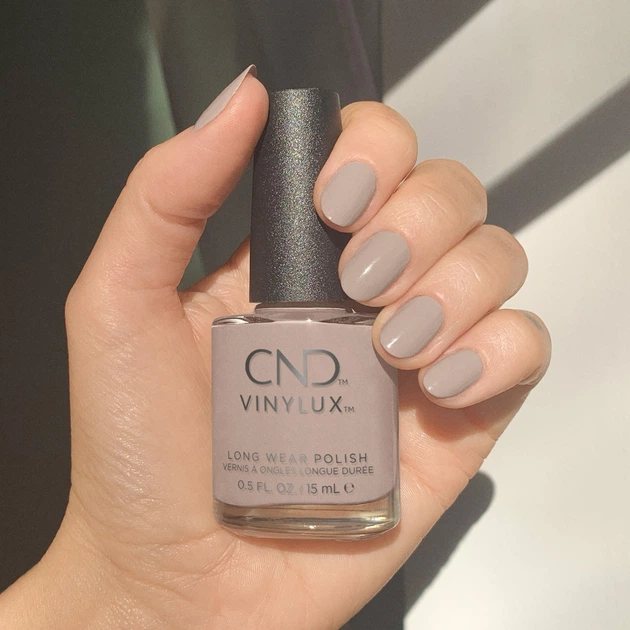 Лак для нігтів CND Vinylux Change Sparker 15 мл - Фото 4 Лак для нігтів CND Vinylux Change Sparker 15 мл - зображення 4
