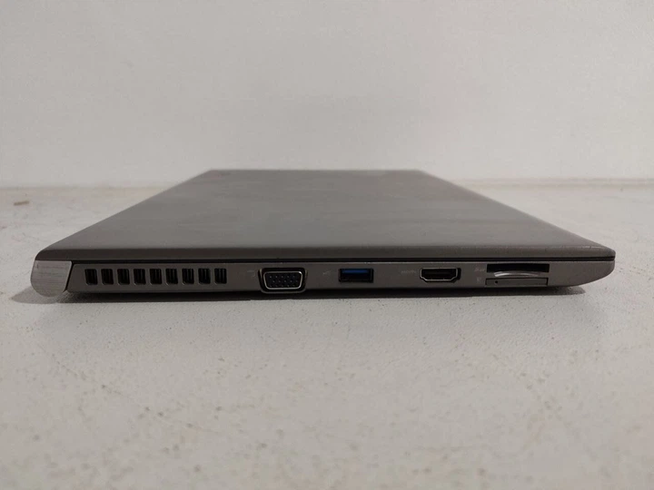 Ноутбук Б-класс Toshiba Tecra Z40-A / 14" (1600x900) TN / Intel Core i7-4600U (2 (4) ядра по 2.1 - 3.3 GHz) / 8 GB DDR3 / 256 GB SSD / Intel HD Graphics 4400 / WebCam / HDMI б/у - изображение 3