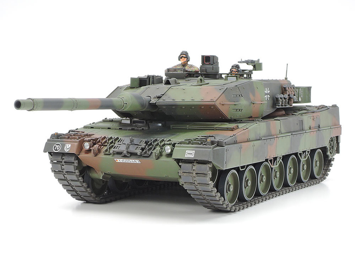 Model do składania Tamiya Leopard 2A6 Main Battle Tank skala 1:35 (4950344995844) - obraz 2