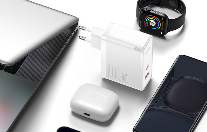 Мережевий зарядний пристрій Baseus GaN5 Pro Fast Charger C+U 100W EU (With Cable Type-C to Type-C 100W 20V/5A 1 м) White (CCGP090202) - зображення 13