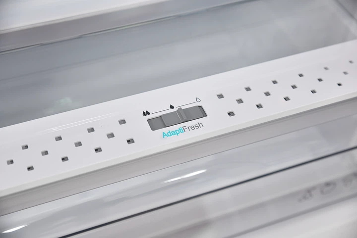 Lodówka Sharp SJ-BB05DTXLF-EU - Zdjęcie 9 Lodówka Sharp SJ-BB05DTXLF-EU - obraz 9