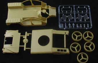 Сборная модель 1/35 бронеавтомобиля M1114w/XM153 CROWS II Bronco CB35136 - изображение 2