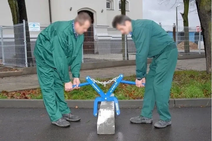 Ручной бордюрный универсальный захват Mimal CHU - Фото 3 Ручной бордюрный универсальный захват Mimal CHU - изображение 3