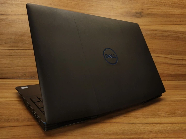 Ігровий ноутбук Dell G3 3590 / 15.6