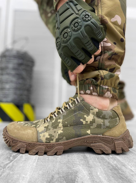 Тактические кроссовки Combat Athletic Footwear Пиксель 42 - изображение 1