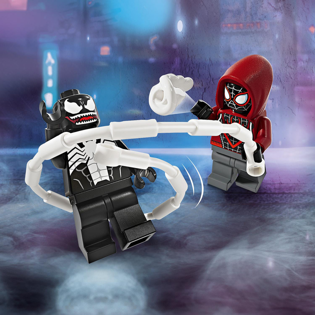 Zestaw klocków LEGO Super Heroes Mechaniczna zbroja Venoma vs. Miles Morales 134 elementy (76276) - obraz 7