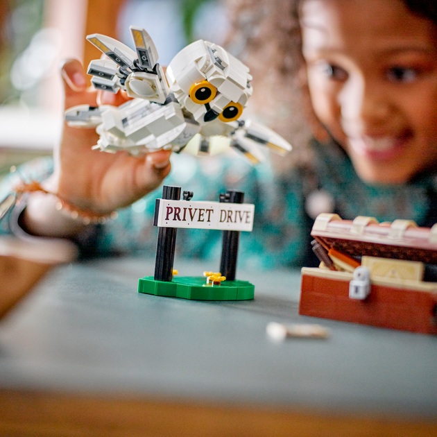 Конструктор LEGO Harry Potter Хедвиг на Privet Drive 4 337 деталей (76425) - Фото 8 Конструктор LEGO Harry Potter Хедвиг на Privet Drive 4 337 деталей (76425) - изображение 8