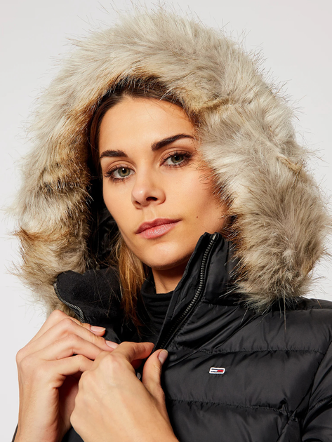 Куртка зимова жіноча Tommy Jeans DW0DW08588-BDS S Чорна (8720111064518) - зображення 6