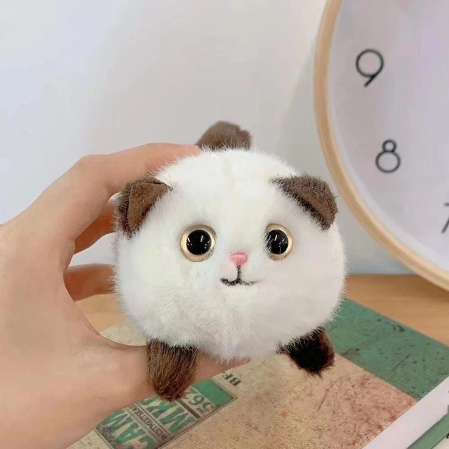 Плюшевая игрушка брелок котик с крутящимся хвостом 15 см (IY0005) - Фото 4 Плюшевая игрушка брелок котик с крутящимся хвостом 15 см (IY0005) - изображение 4