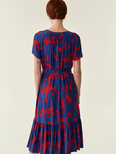 Плаття-футболка міді літнє жіноче Tatuum Mono T2214.196 42 Червоне (5900142154959) - зображення 2