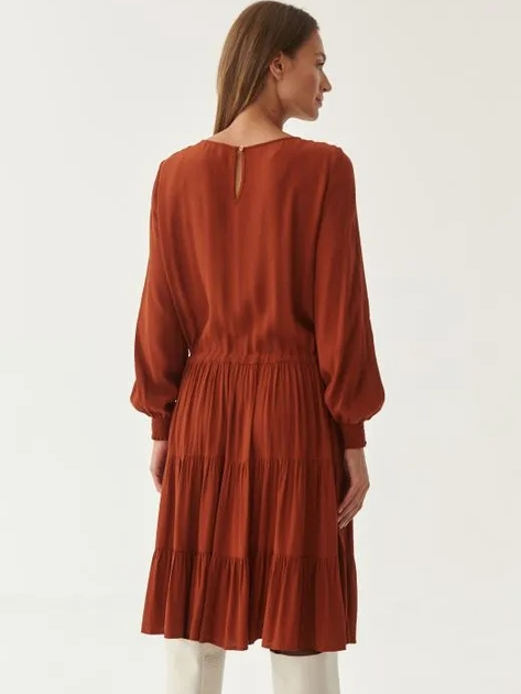 Sukienka midi jesienna damska Tatuum Kinilia T2220.197 40 Pomarańczowa (5900142185359) - obraz 2