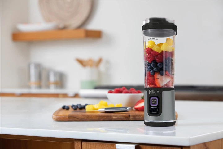Akumulatorowy przenośny blender Ninja Blast BC151EUBK - obraz 15