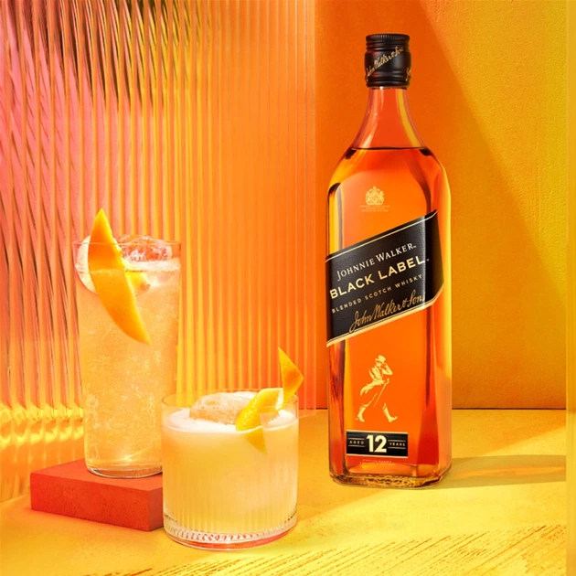 Виски Johnnie Walker Black label 12 лет выдержки 0.7 л 40