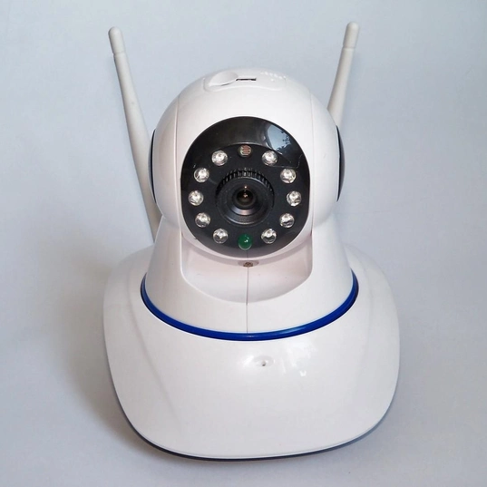 Беспроводная поворотная WiFi HD IP камера видеонаблюдения купольная 720p White/Black - изображение 5