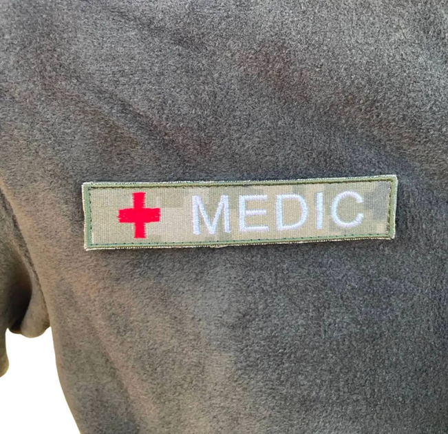 Нашивка “MEDIC” піксель - изображение 1