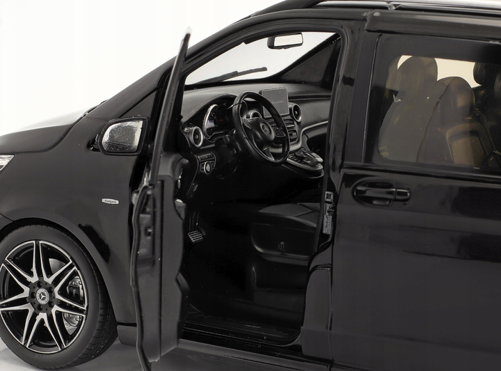Модель автомобіля Mercedes-Benz V-Class (W447) AMG Line Black by