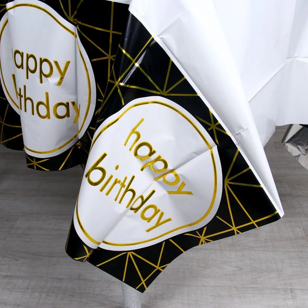 Скатертина Святкова Фольгована З Написом Happy Birthday Золоті Смужки 137x183см | Чорний - зображення 3