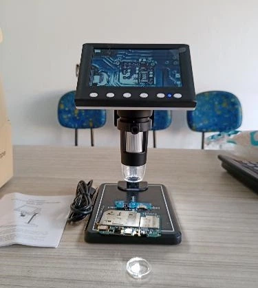 Микроскоп цифровой с 4,3" дюймовым LCD экраном DM7 аккумуляторное увеличение до 1000X - Фото 10 Микроскоп цифровой с 4,3" дюймовым LCD экраном DM7 аккумуляторное увеличение до 1000X - изображение 10