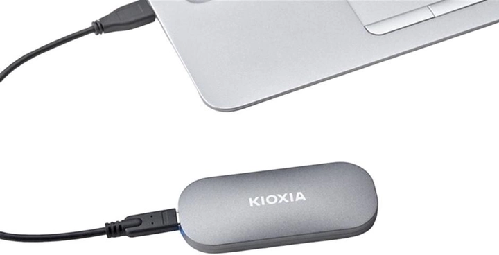 SSD диск KIOXIA EXCERIA PLUS Portable 500GB USB 3.2 Type-C (LXD10S500GG8) - зображення 2