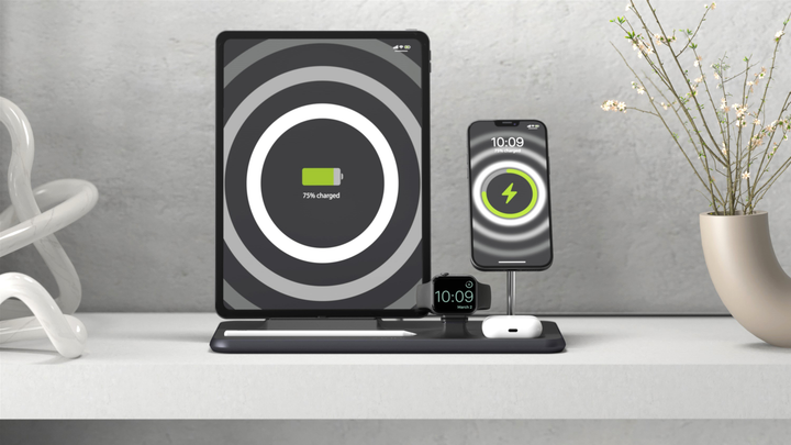 Бездротовий зарядний пристрій Zens 4-in-1 MagSafe + Watch + iPad Wireless Charging Station Black (ZEDC21B/00) - зображення 4