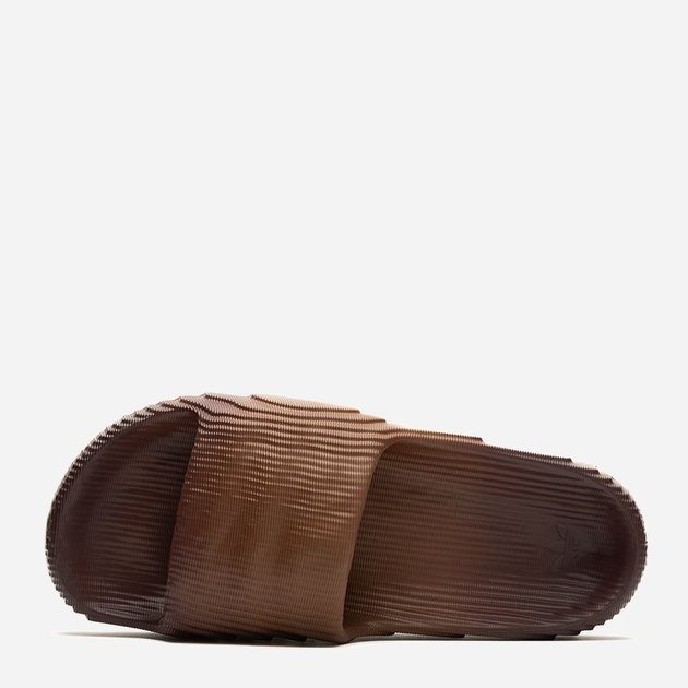 Жіночі шльопанці для пляжу adidas Adilette 22 IG7493 39.5 Коричневі (4066756590178) - зображення 4