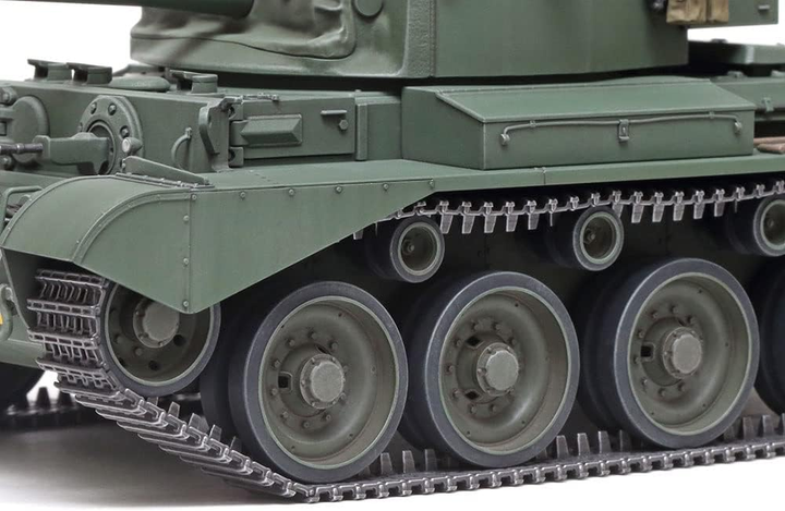 Model do składania Tamiya British Cruiser Tank A34 Comet 1:35 (4950344353804) - obraz 10