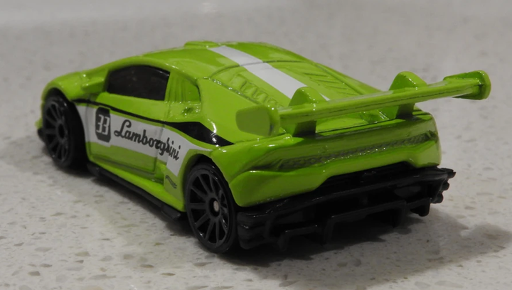 Машинка Базовая Hot Wheels Lamborghini Huracan LP 620-2 Super