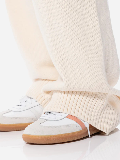 Штани жіночі adidas Originals II8044 M Бежеві (4066763108830) - зображення 5