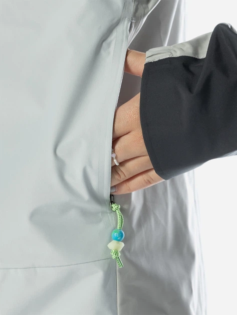 Спортивна вітровка жіноча Nike ACG Storm-FIT Cascade Rains Full-Zip Jacket W "Photon Dust" DV9522-025 S Бежева (196607609446) - зображення 3