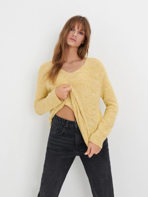 Пуловер жіночий Sinsay 2482F-11M XXS Жовтий (5904015653341) - зображення 1