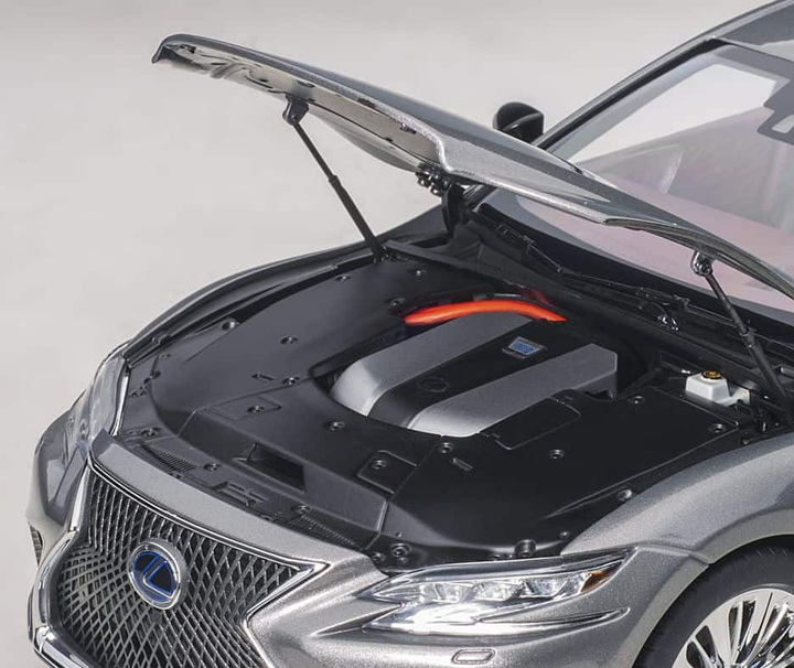 Модель автомобіля Lexus LS500h Limousine Manganese Luster Metallic by AUTOart, Scale 1:18 - зображення 7