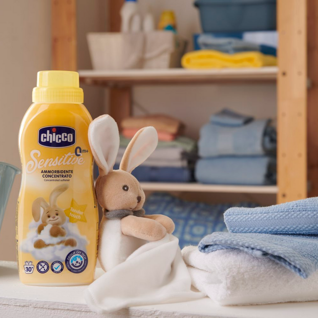 Ополіскувач-пом'якшувач тканин для дитячої білизни 0+ Chicco Sensitive Tender Touch 750мл 30прань - зображення 3