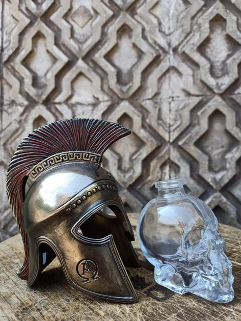 Как выглядел шлем легендарных 300 спартанцев