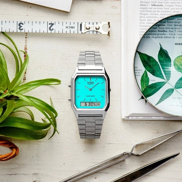 Наручний годинник CASIO AQ-230A-2A2MQYES Бірюзовий/Сріблястий з підсвічуванням - Фото 6 Наручний годинник CASIO AQ-230A-2A2MQYES Бірюзовий/Сріблястий з підсвічуванням - зображення 6