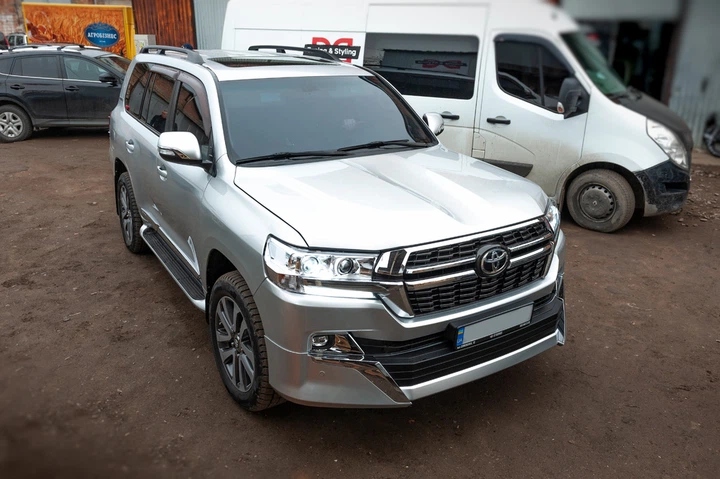 Комплект обвісів 2016-2026 (Executive 2021) Білий колір для Toyota Land Cruiser 200 рр - зображення 4