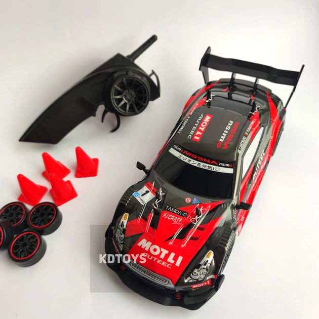 Игрушка машинка для дрифта Ниссан ГТР на радиоуправлении Nissan GT