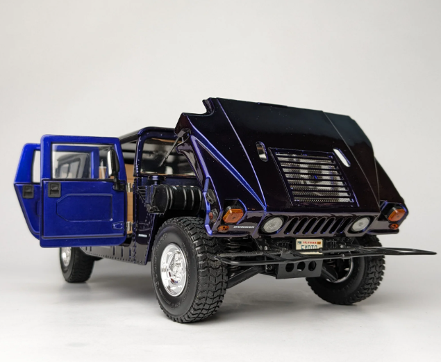 Масштабна модель Hummer H1 AM General Humvee - Standox Purple by