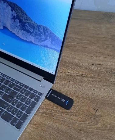 4g модем с WiFi роутером LTE карманный мобильный вай фай роутер для сим-карты + блочок USB Type C 40 Вт - изображение 6
