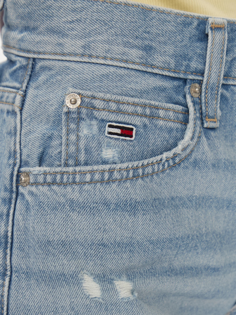 Шорти джинсові жіночі Tommy Jeans DW0DW17641-1AB 26/NI Блакитні (8720646645077) - зображення 3
